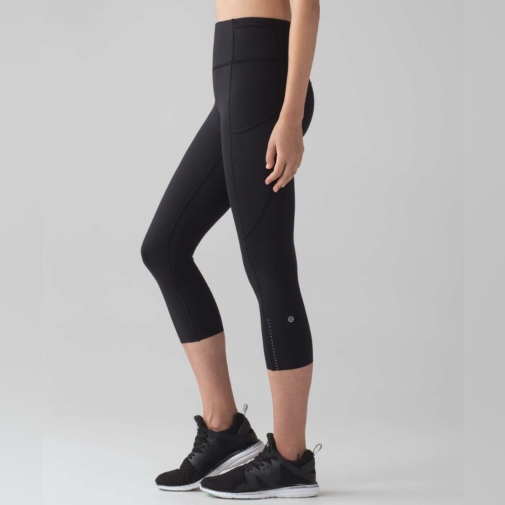 Lululemon Fast & Free Crop II *Nulux 19" Black (First Release) EUC